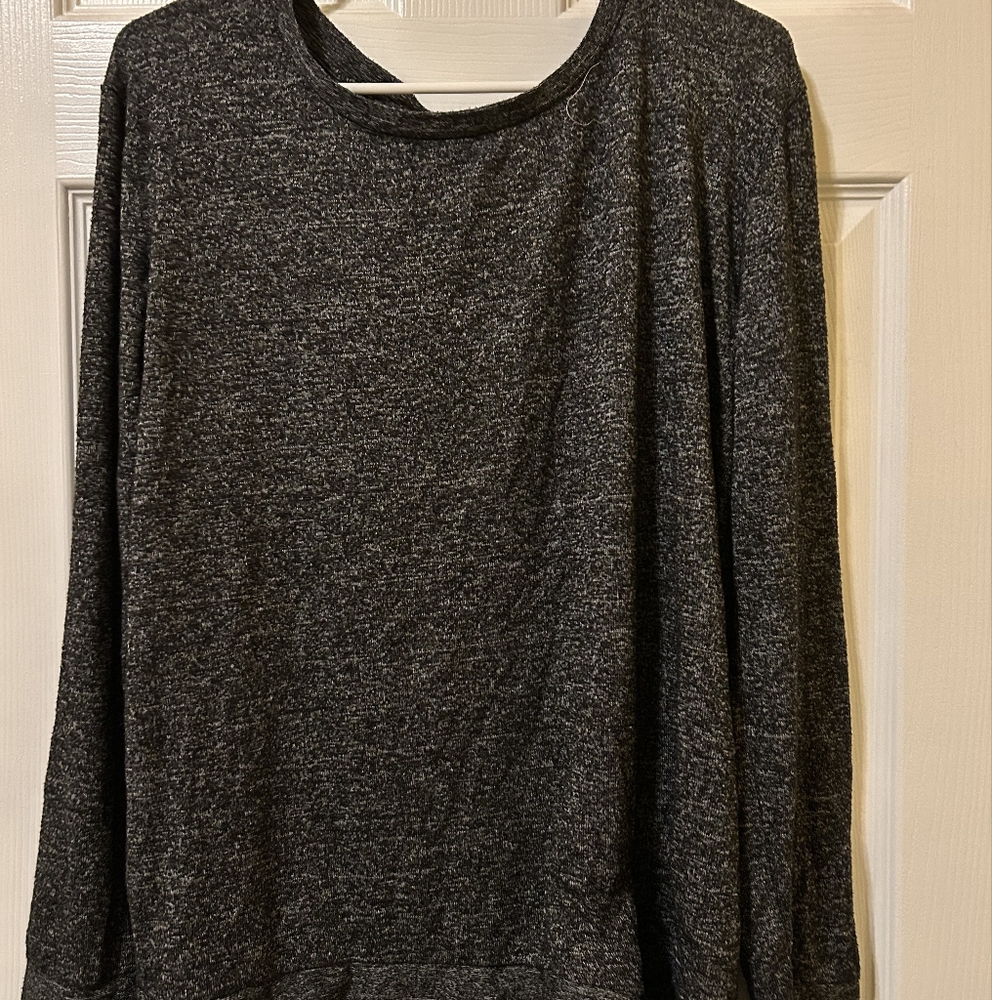 2 Zyia athletic long sleeves
